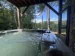 Copperline Lodge - Covered hot tub w/ view